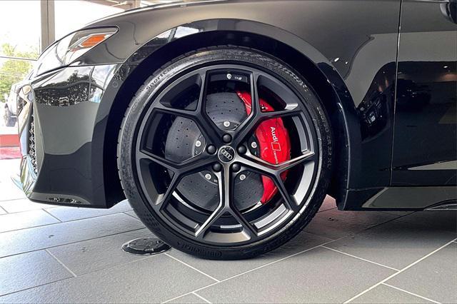 new 2026 Audi RS 6 Avant car, priced at $161,895