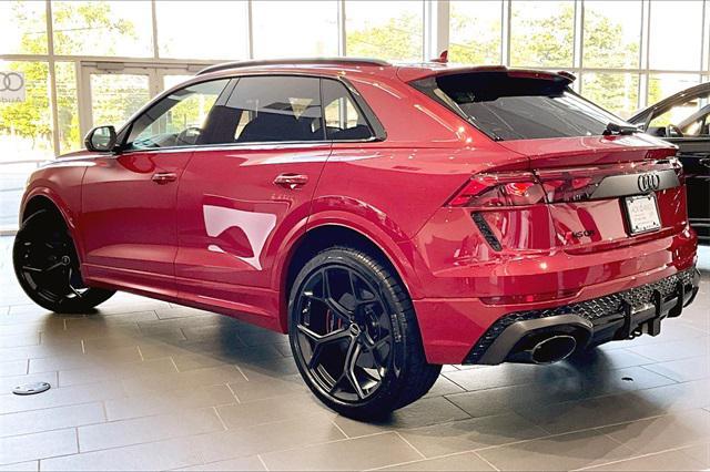new 2025 Audi RS Q8 car, priced at $154,600