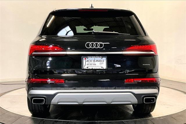 used 2025 Audi Q7 car, priced at $54,999