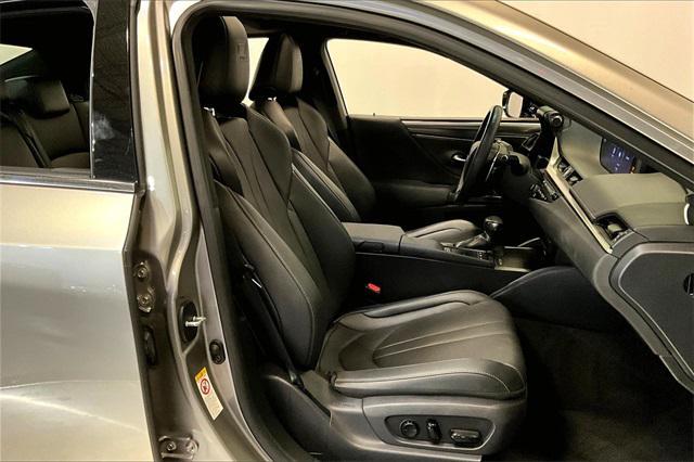 used 2019 Lexus ES 350 car, priced at $26,499