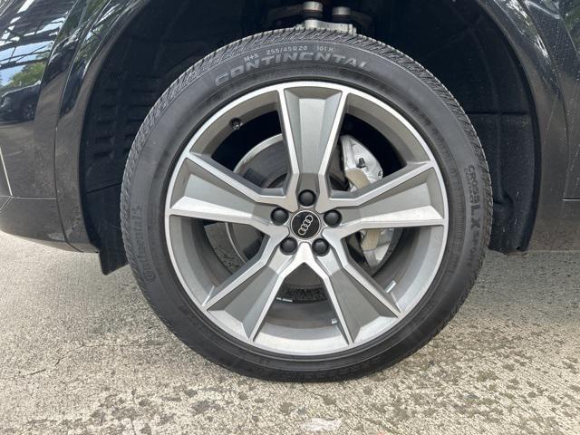 used 2025 Audi Q5 car, priced at $46,999