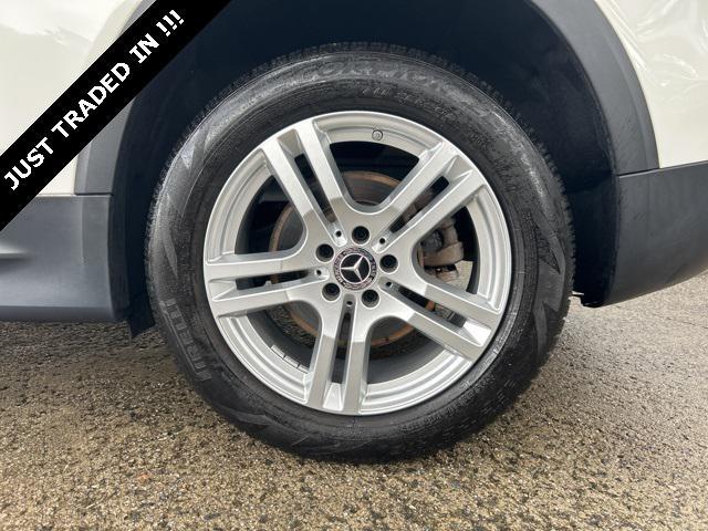 used 2021 Mercedes-Benz GLB 250 car, priced at $30,275