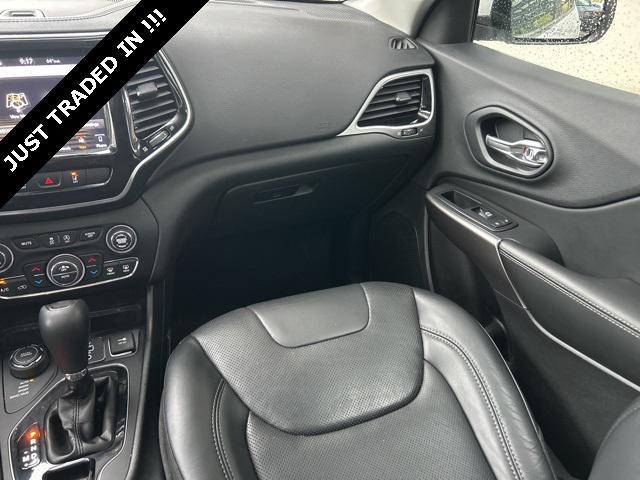 used 2019 Jeep Cherokee car, priced at $16,999