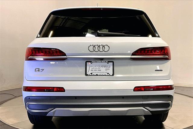 used 2022 Audi Q7 car, priced at $33,499