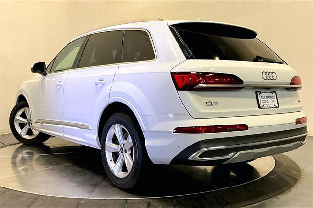 used 2022 Audi Q7 car, priced at $33,499