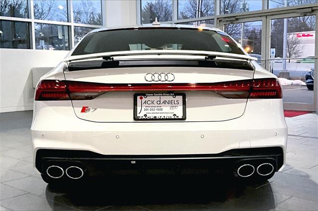 new 2025 Audi S7 car, priced at $97,855