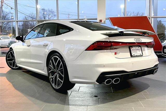 new 2025 Audi S7 car, priced at $97,855