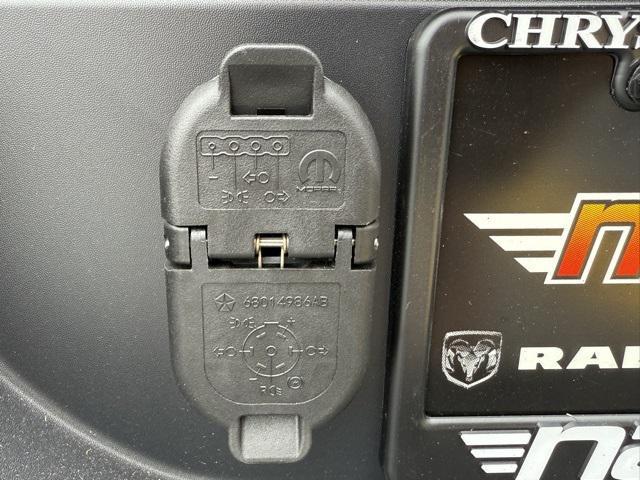 new 2025 Jeep Gladiator car, priced at $59,140