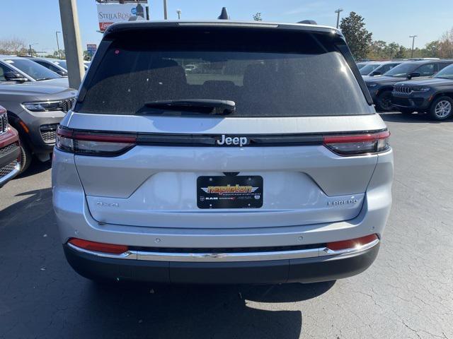 new 2025 Jeep Grand Cherokee car, priced at $35,900