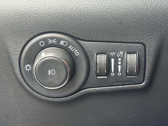 used 2022 Jeep Compass car, priced at $19,495