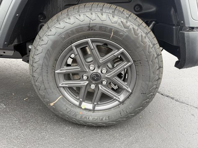 new 2025 Jeep Wrangler car, priced at $46,040