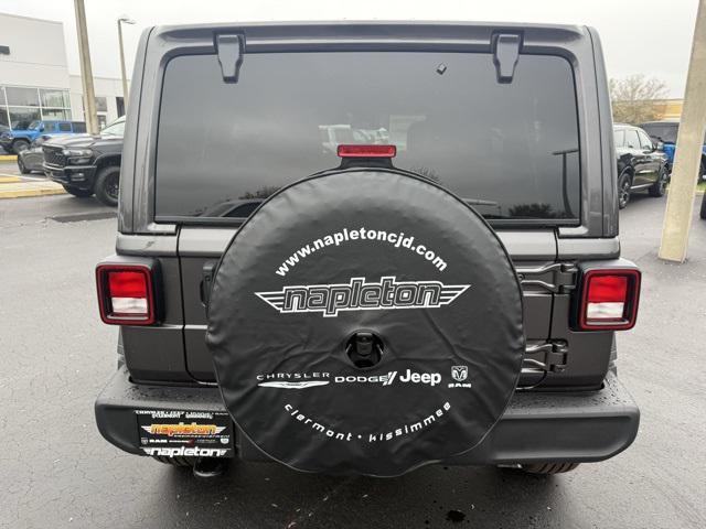 new 2025 Jeep Wrangler car, priced at $46,040