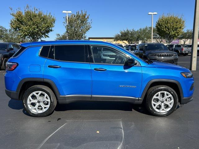 new 2025 Jeep Compass car, priced at $25,690