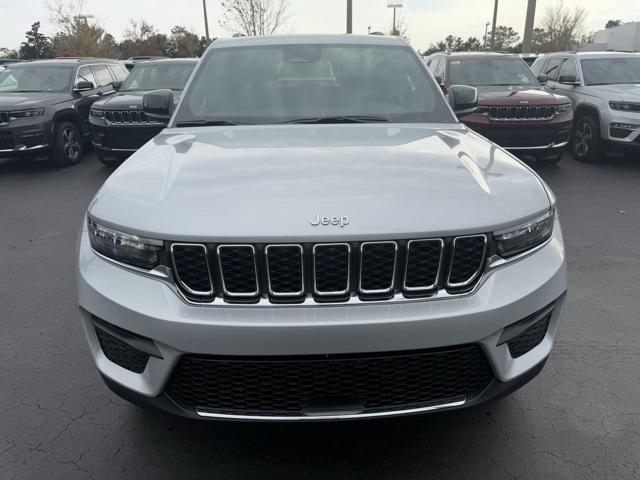 new 2025 Jeep Grand Cherokee car, priced at $34,403