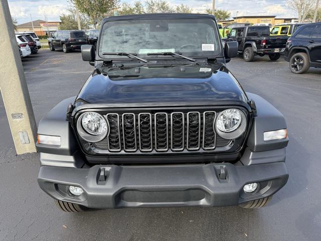 new 2025 Jeep Wrangler car, priced at $46,040