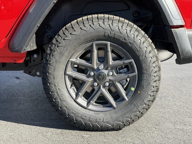 new 2025 Jeep Wrangler car, priced at $45,640