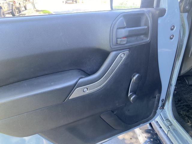 used 2015 Jeep Wrangler Unlimited car, priced at $18,852