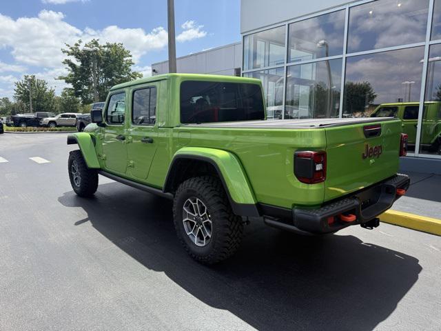 new 2025 Jeep Gladiator car, priced at $59,802