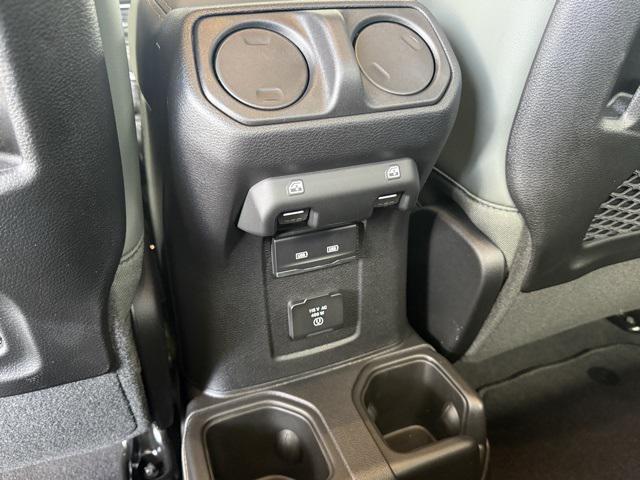 new 2025 Jeep Gladiator car, priced at $59,802