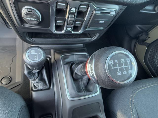 new 2025 Jeep Wrangler car, priced at $46,040