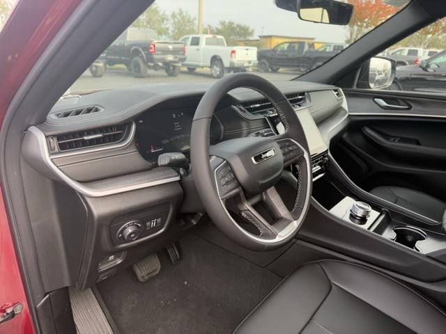 new 2025 Jeep Grand Cherokee L car, priced at $44,420