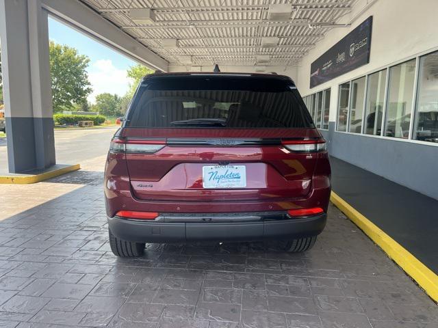 new 2025 Jeep Grand Cherokee car, priced at $42,075
