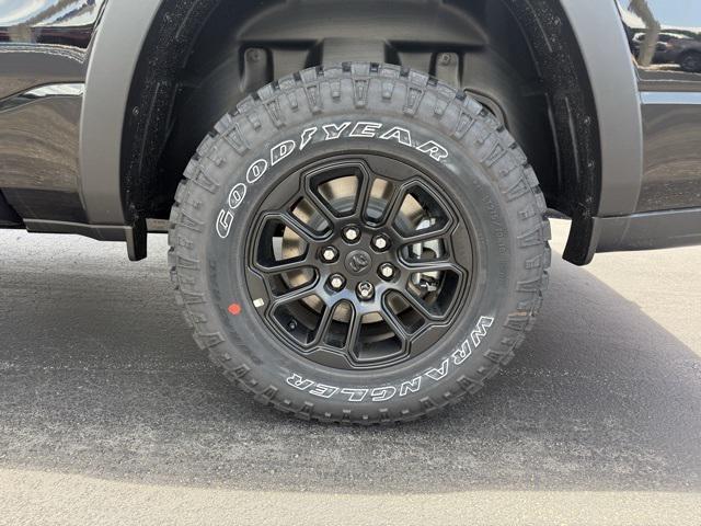 new 2025 Ram 1500 car, priced at $67,214