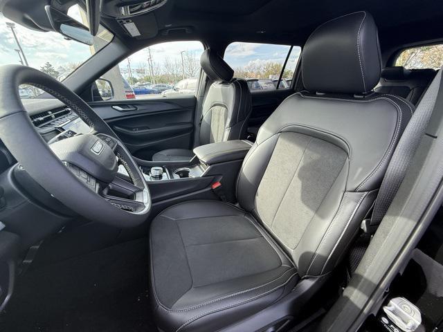 new 2025 Jeep Grand Cherokee L car, priced at $42,925