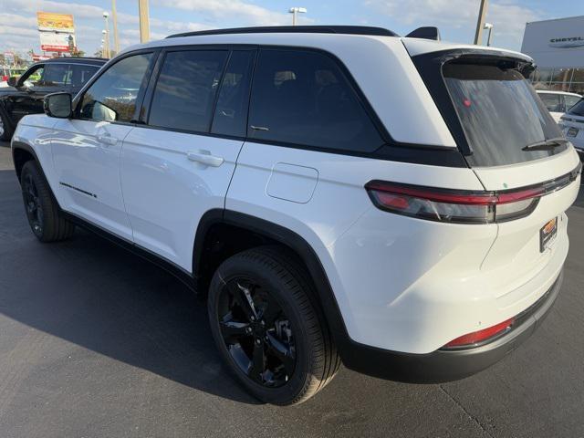 new 2025 Jeep Grand Cherokee car, priced at $47,365