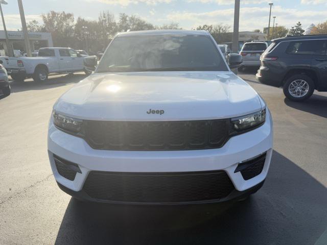 new 2025 Jeep Grand Cherokee car, priced at $47,365