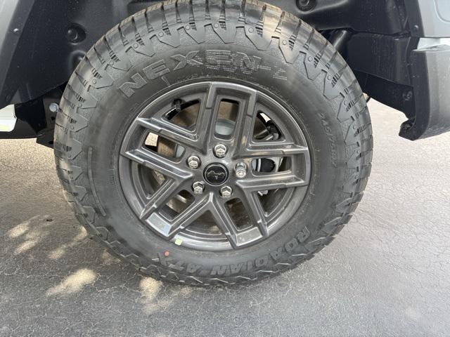 new 2025 Jeep Wrangler car, priced at $47,586