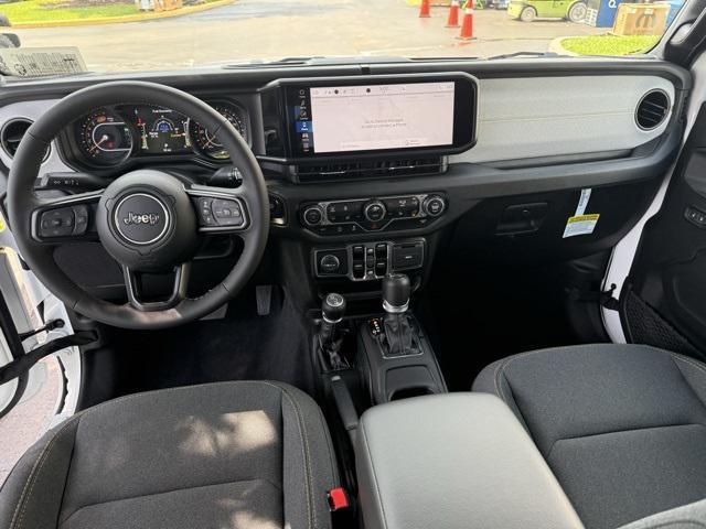new 2025 Jeep Wrangler car, priced at $47,586