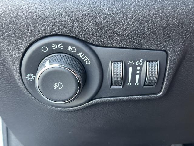 used 2025 Jeep Compass car, priced at $25,728