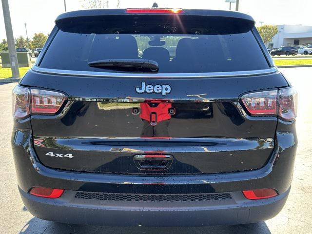 new 2025 Jeep Compass car, priced at $25,690