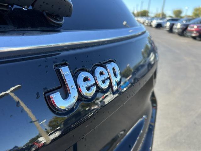 new 2025 Jeep Compass car, priced at $25,690