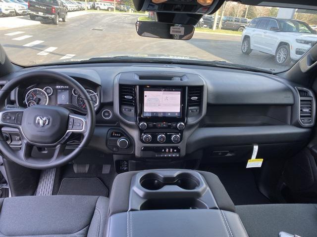 new 2025 Ram 1500 car, priced at $42,472