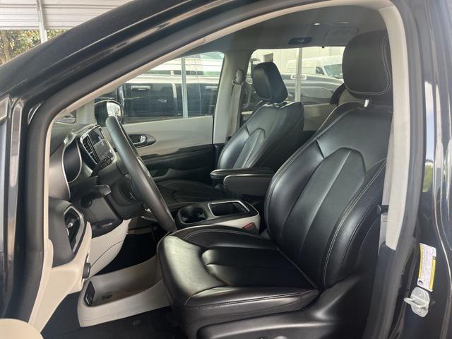 used 2023 Chrysler Pacifica car, priced at $22,885