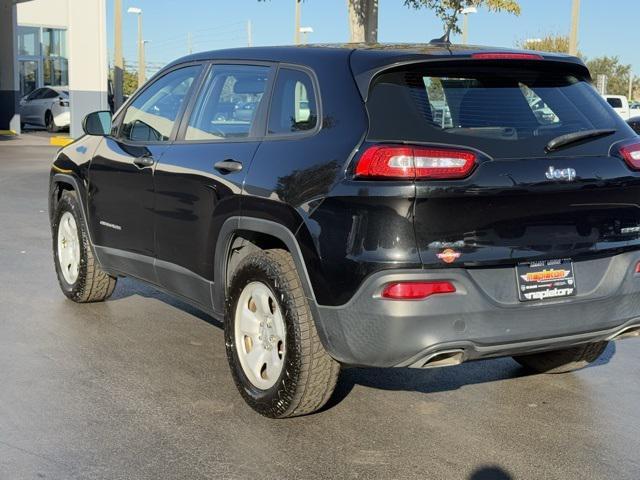 used 2016 Jeep Cherokee car, priced at $11,000