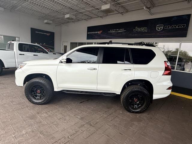 used 2022 Lexus GX 460 car, priced at $47,946