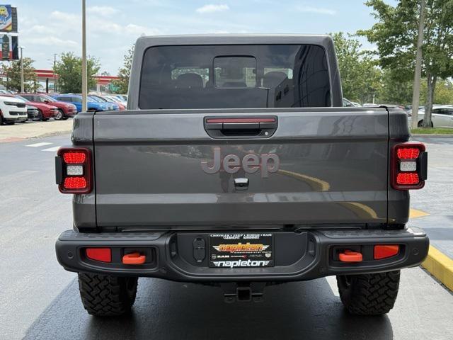 new 2025 Jeep Gladiator car, priced at $58,812