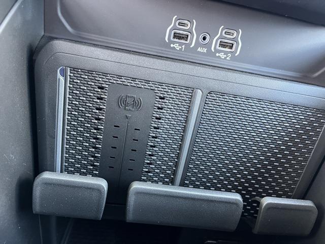 new 2025 Ram 1500 car, priced at $44,278