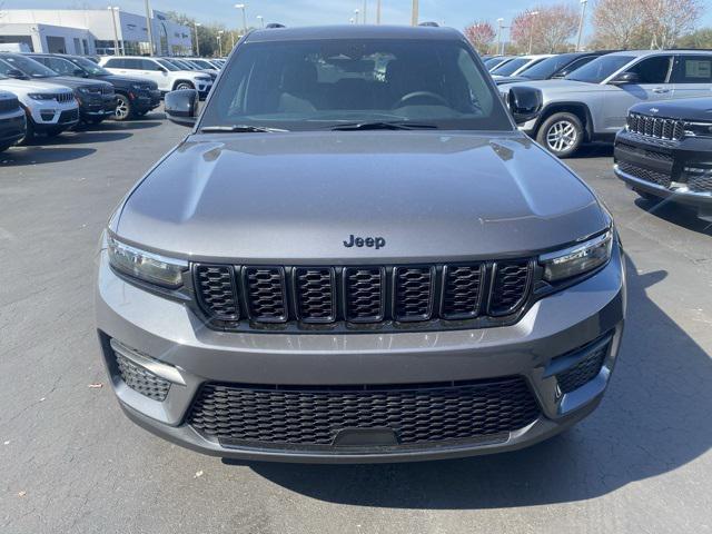 new 2025 Jeep Grand Cherokee car, priced at $39,525