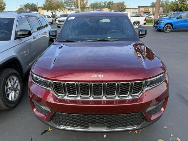 new 2025 Jeep Grand Cherokee car, priced at $35,320