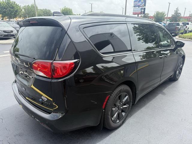 used 2019 Chrysler Pacifica Hybrid car, priced at $21,219