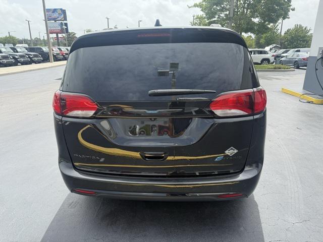 used 2019 Chrysler Pacifica Hybrid car, priced at $21,219