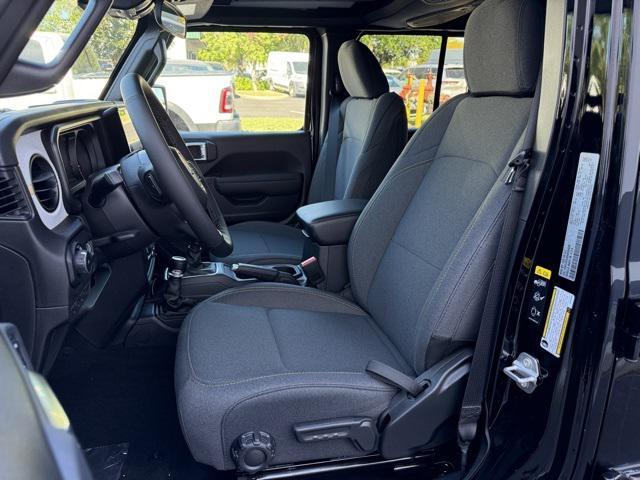 new 2025 Jeep Wrangler car, priced at $46,040
