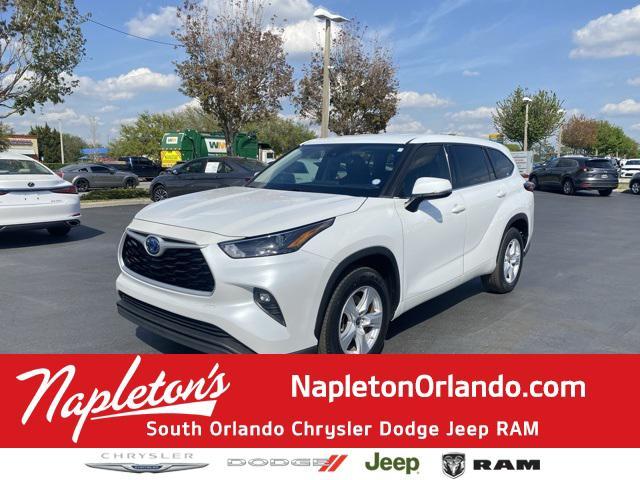 used 2022 Toyota Highlander Hybrid car, priced at $29,348