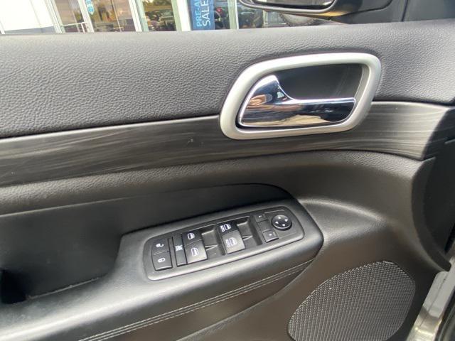 used 2019 Jeep Grand Cherokee car, priced at $16,577