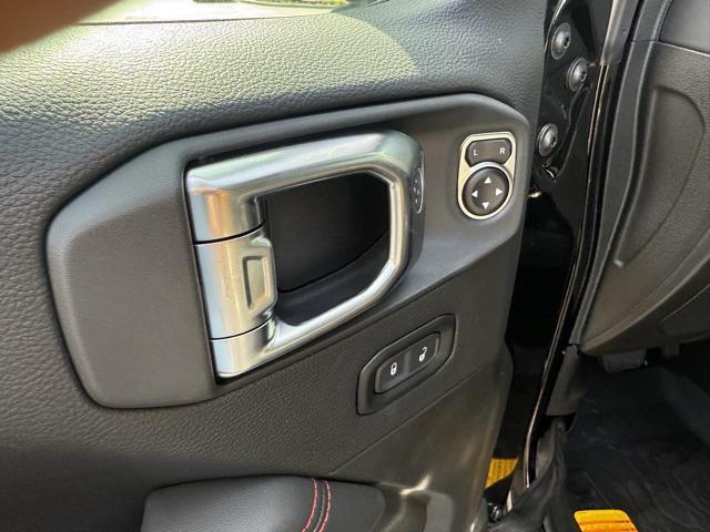 new 2025 Jeep Gladiator car, priced at $58,805