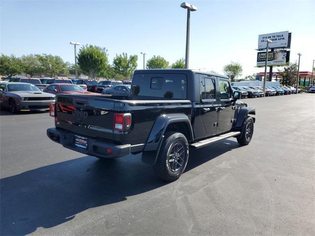 new 2024 Jeep Gladiator car, priced at $41,731